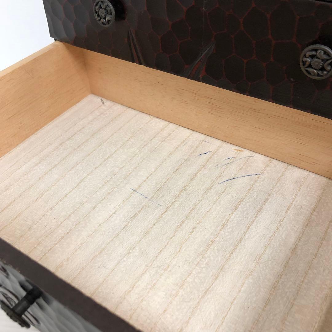 木彫り小物入れ　3段引き出し　梅彫り　小箪笥　アンティーク ビンテージ