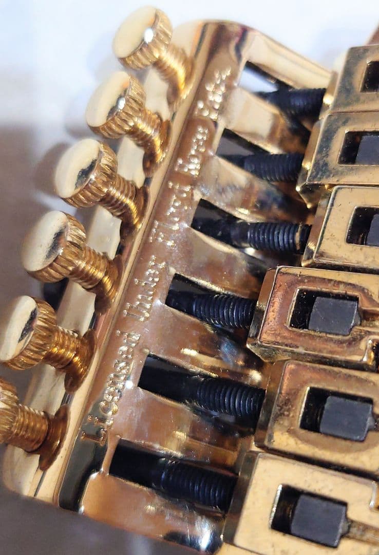 エレキギター 1台分 金パーツ一式 ＦＲＴペグ 他 ノーブランド