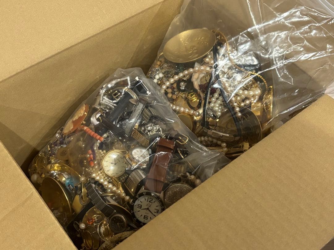 イミテーションアクセサリー大容量まとめ売り約9.5kg