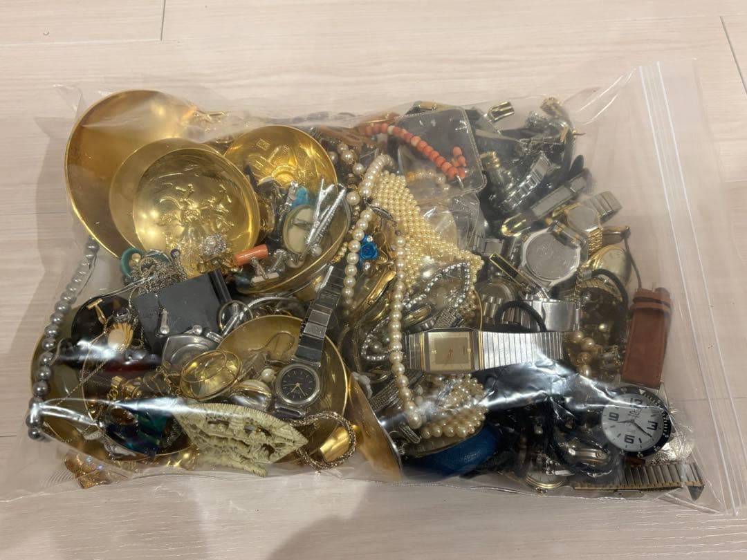 イミテーションアクセサリー大容量まとめ売り約9.5kg
