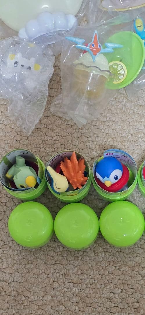 ポケモン　リーメント、ガチャ等　まとめ売り