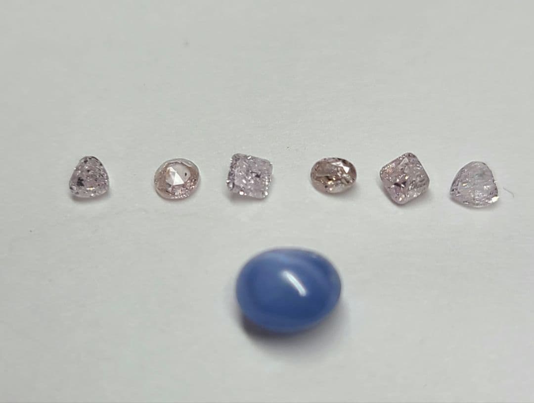 Windows.六条のスター!!★ミャンマー産ブルースターサファイア★