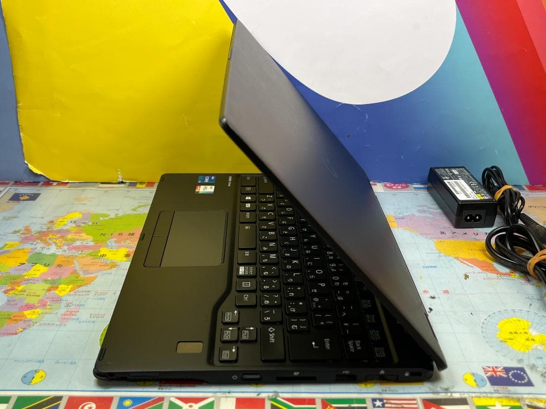 美品 ペン 富士通 U9311X/F 2in1 タッチ 第11世代 ノートPC