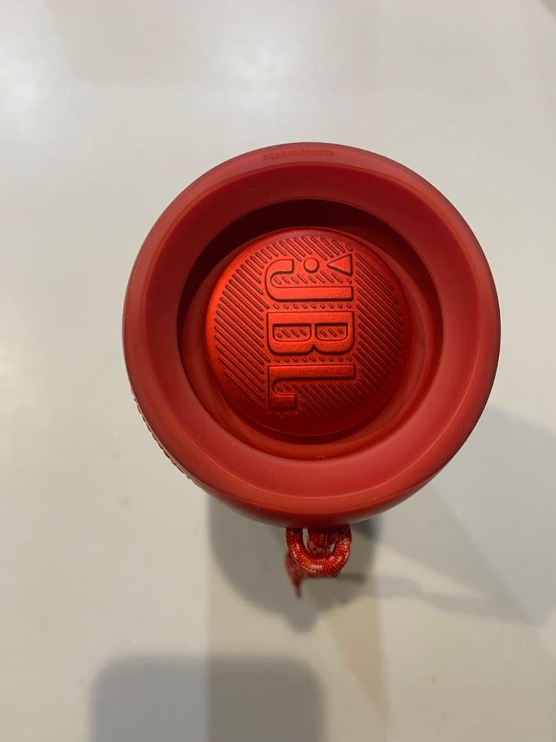 JBL FLIP5 ワイヤレススピーカー（カラーレッド）【中古・美品】