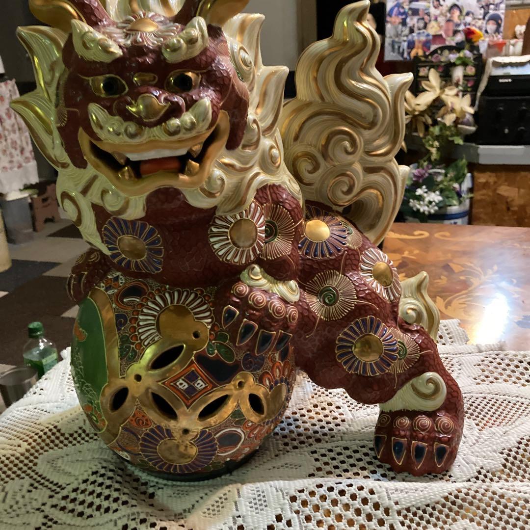 【九谷焼き] 美品　狛犬シーサー大吉　金彩