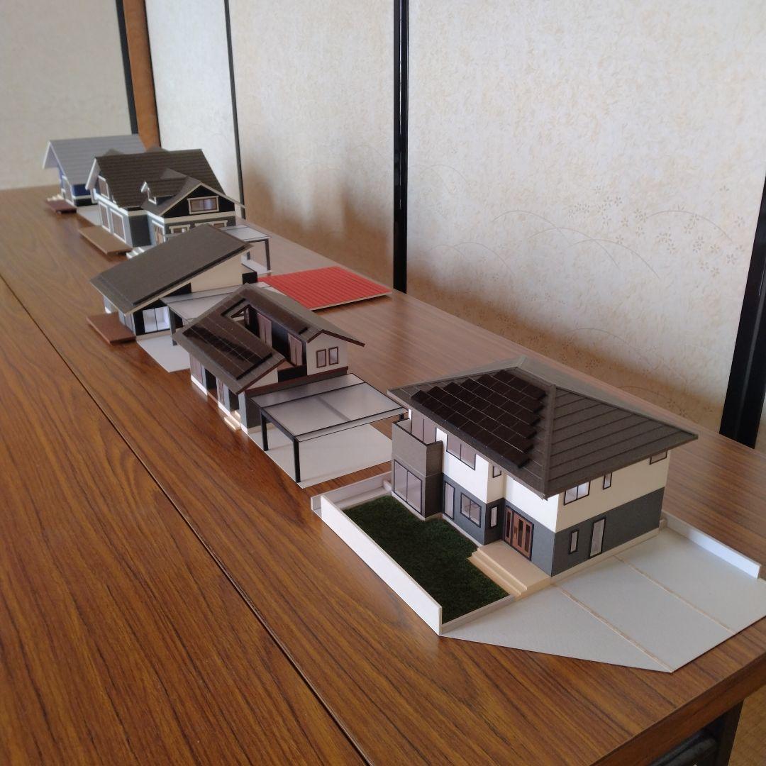 注文模型…50分の1，2階建て内外模型No.100『かなかな様のお家』