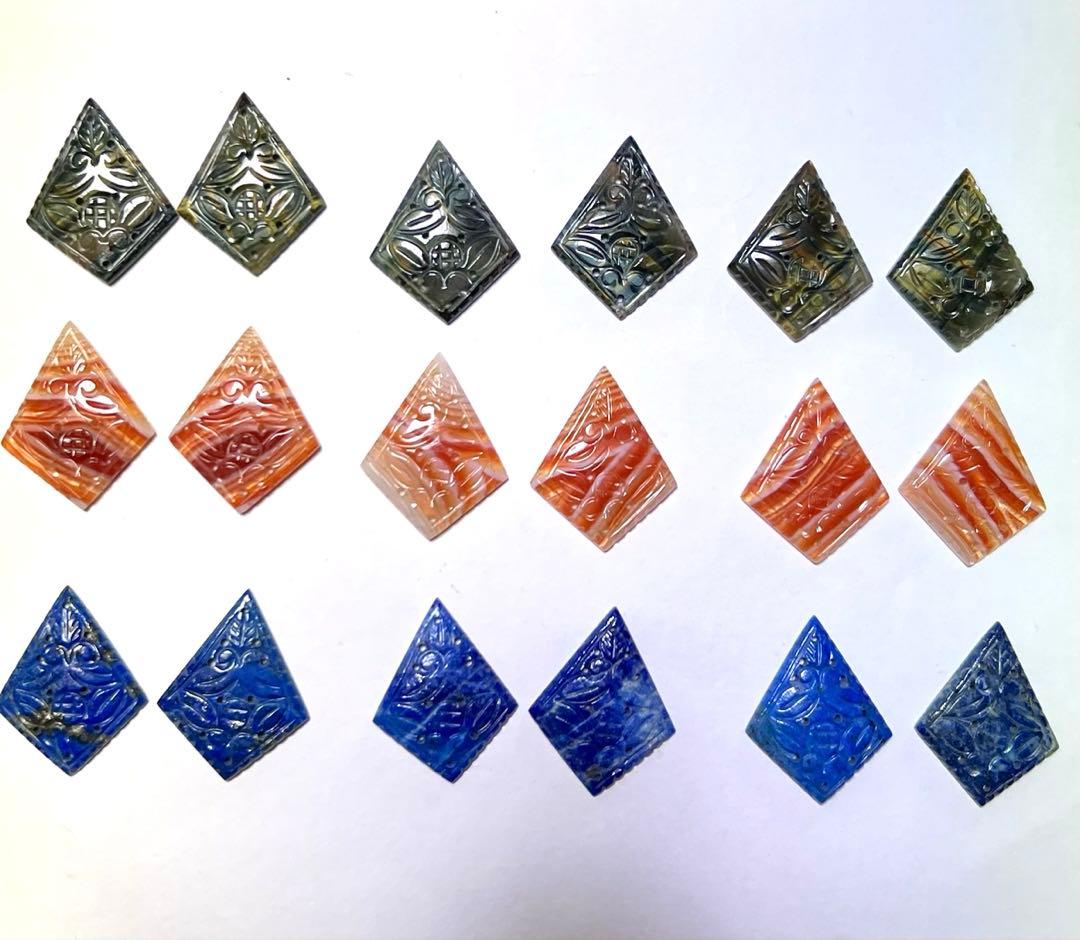 ブルータイガーアイ、カーネリアン、ラピスラズリ　カービング　14kgf ピアス