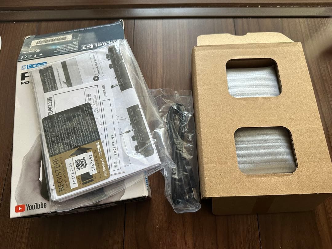 BOSS Pocket GT ギターエフェクトプロセッサー