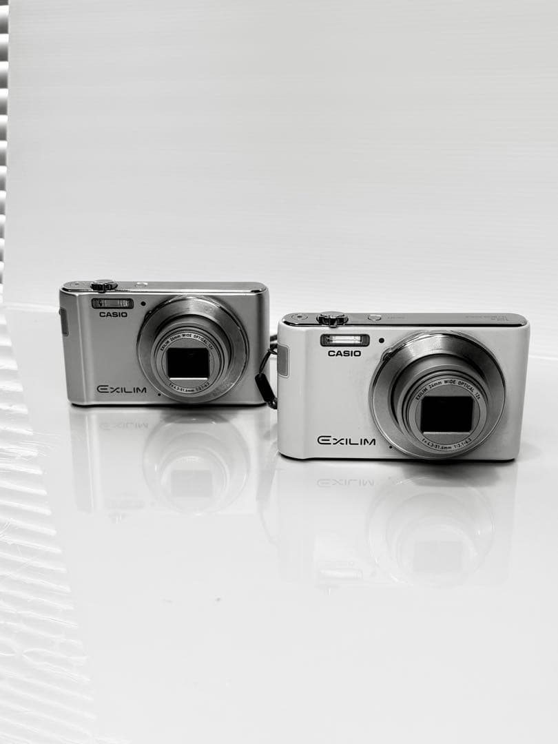 カシオ EXILIM EX-ZS240 ホワイトシルバー デジカメまとめて中古