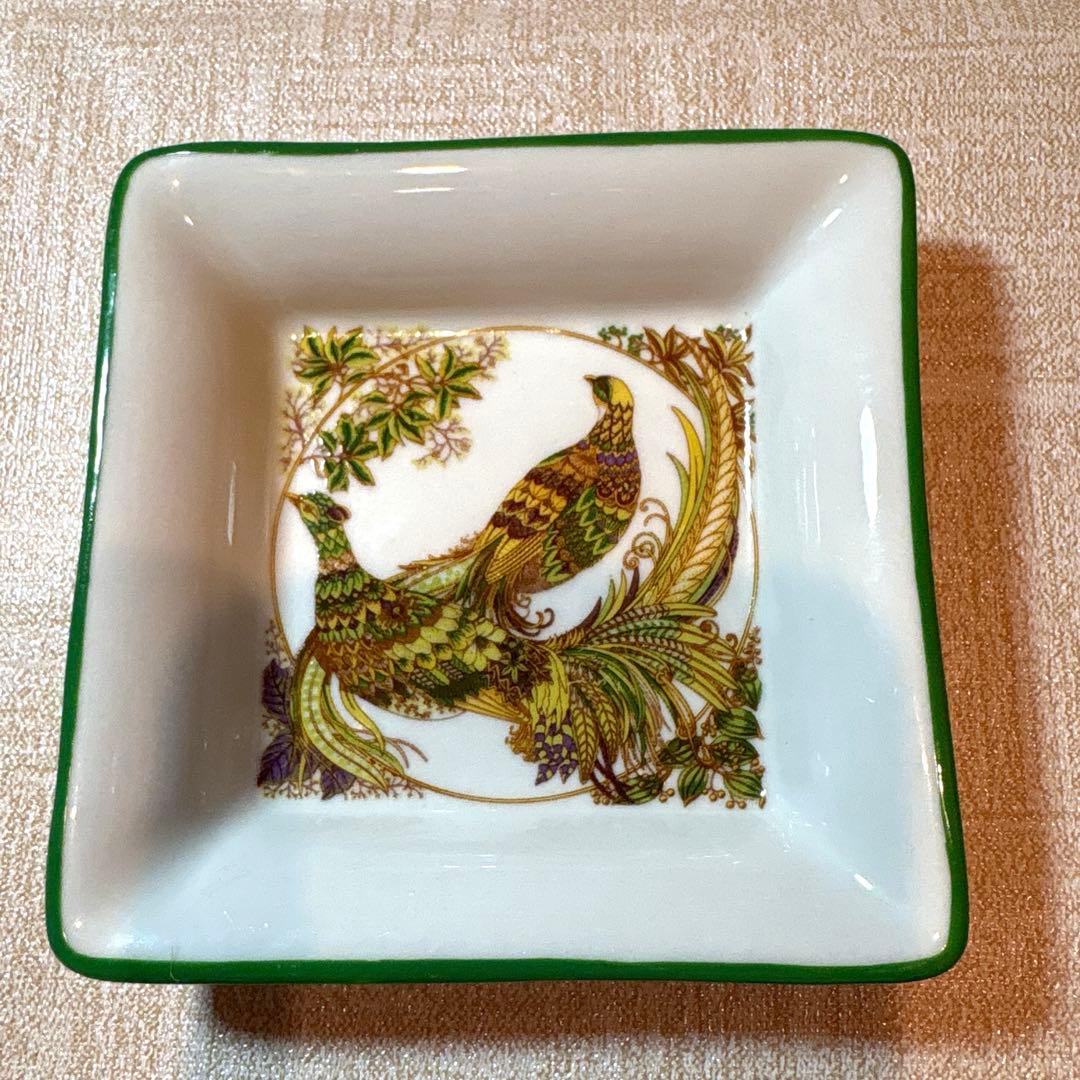 サルヴァトーレ・フェラガモ　角皿　3枚セット　ミニトレー 孔雀　花