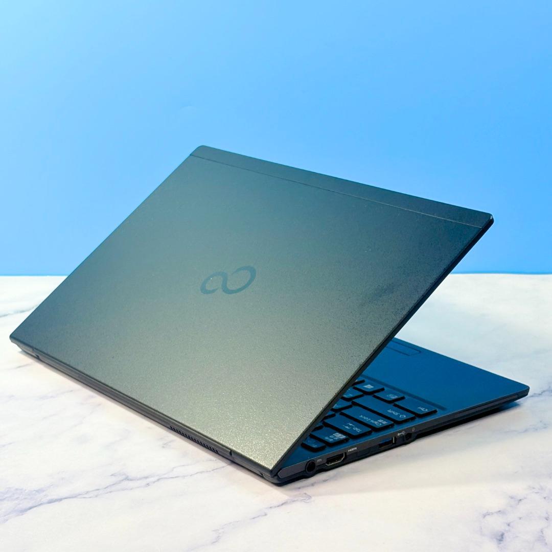 超薄型軽量☆メモリ8GB・SSDで快速★指紋認証★Win11☆ノートパソコン