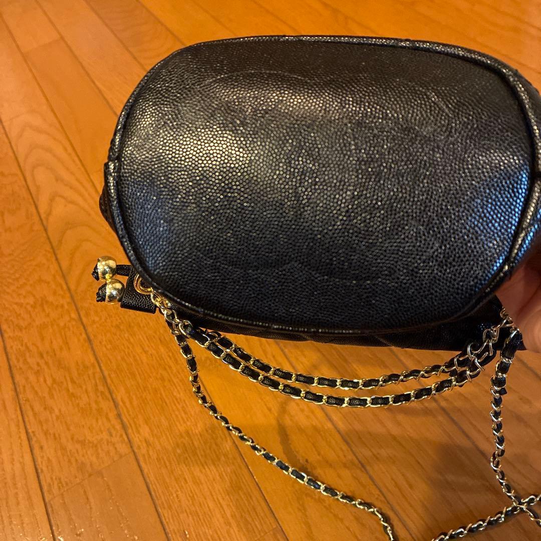 ☆CHANEL ☆ブラックレザーミニショルダーバッグ➕ネックレス2➕ピアス1