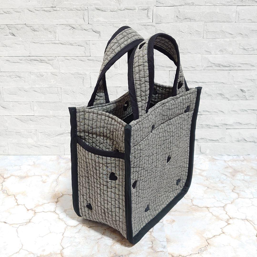 R.　ヌビバッグ　ショルダーバッグ