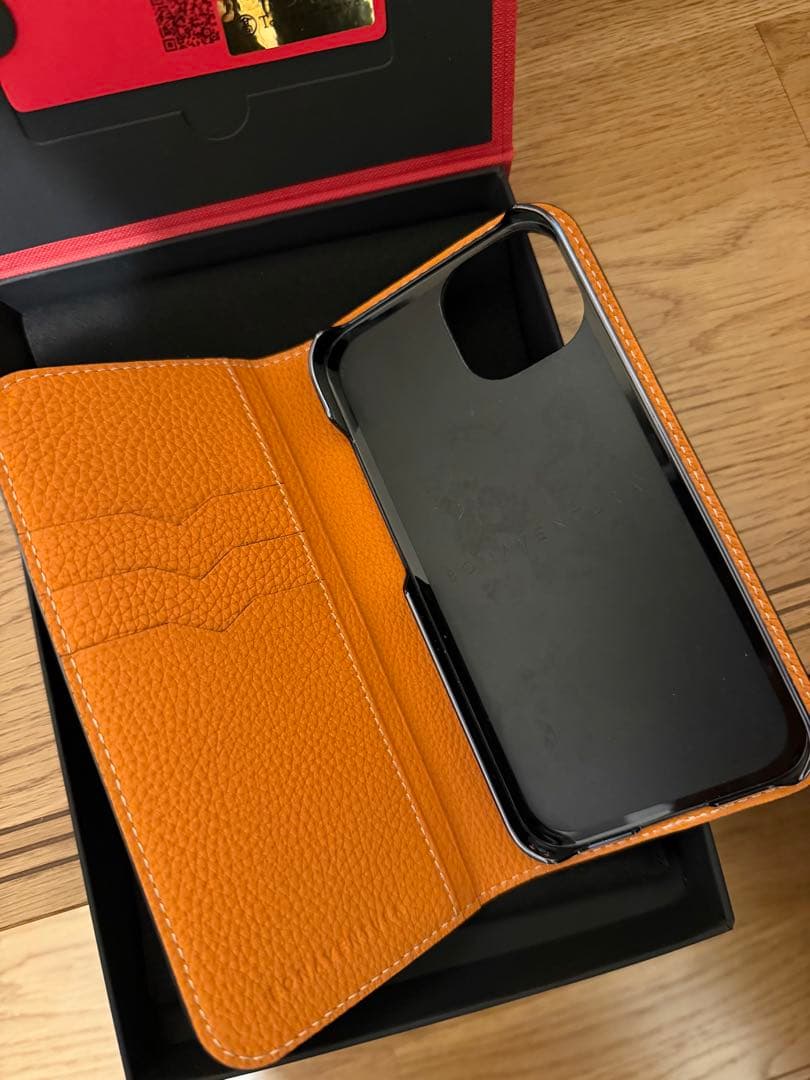 ほぼ新品bonaventuraボナベンチュラiPhone14ダイアリーケース
