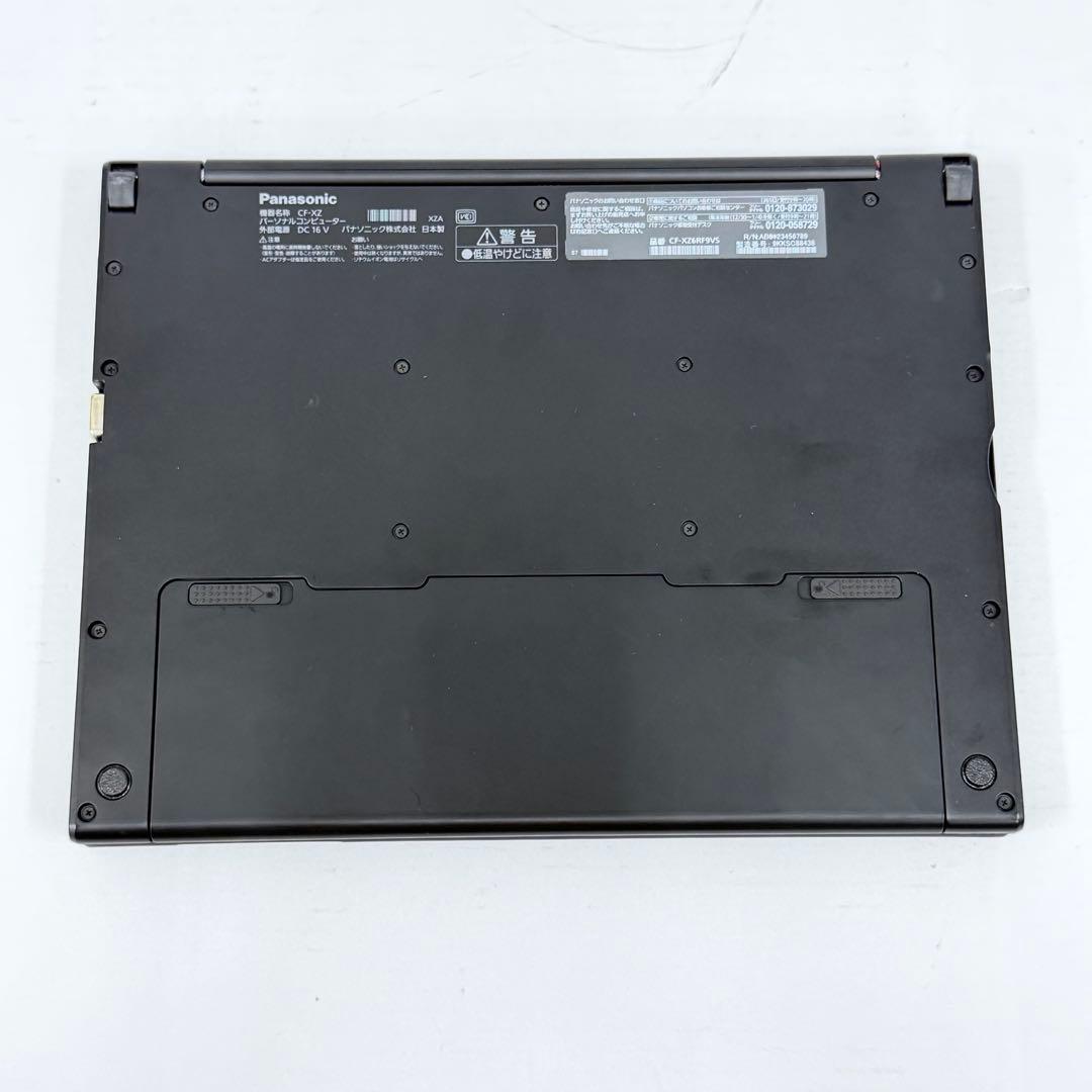 良品 パナソニックの超軽量2in1 PC「Let's note CF-XZ6」