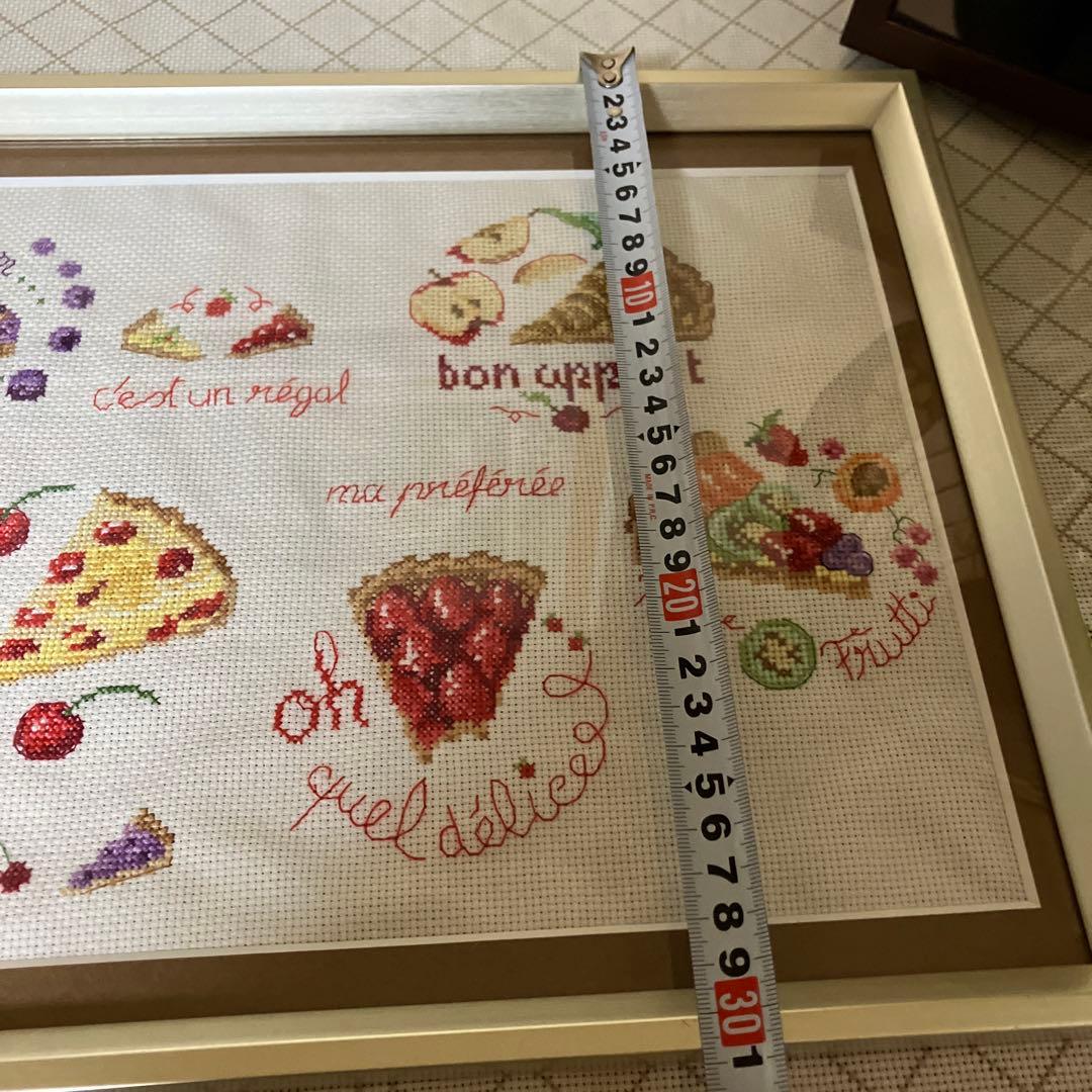 フランス刺繍　フルーツタルト　額装品