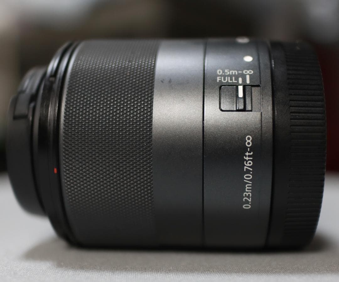 ef-m 32mm f1.4 stm 単焦点レンズ　レンズフード有 おまけ有り
