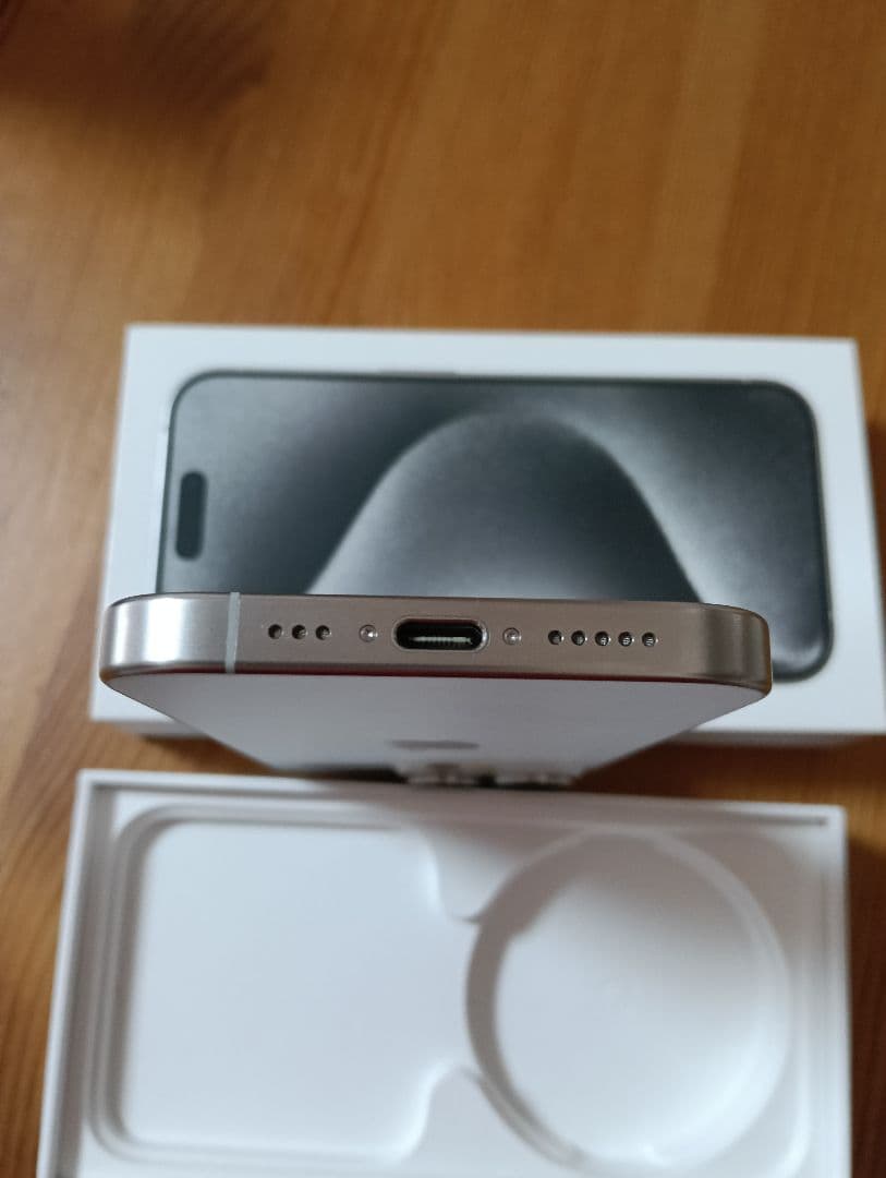 iPhone 15 Pro 256GB 本体