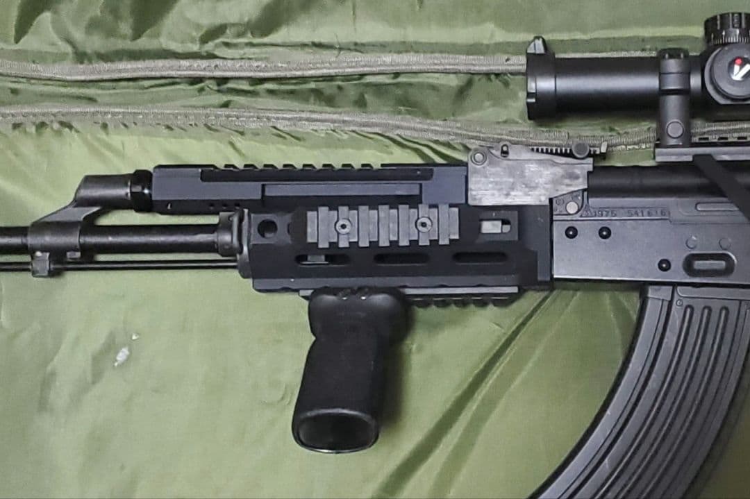 WII TECH 東京マルイ GBB AKM 用 MIDWESTハンドガード