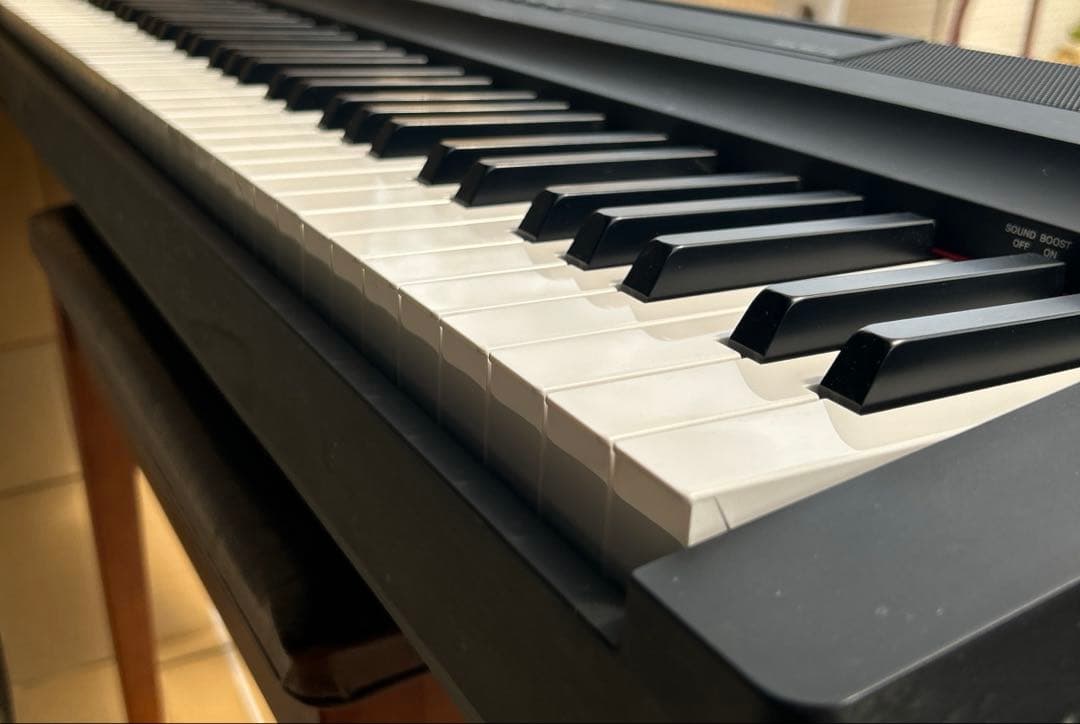 Yamaha P-121 電子ピアノ