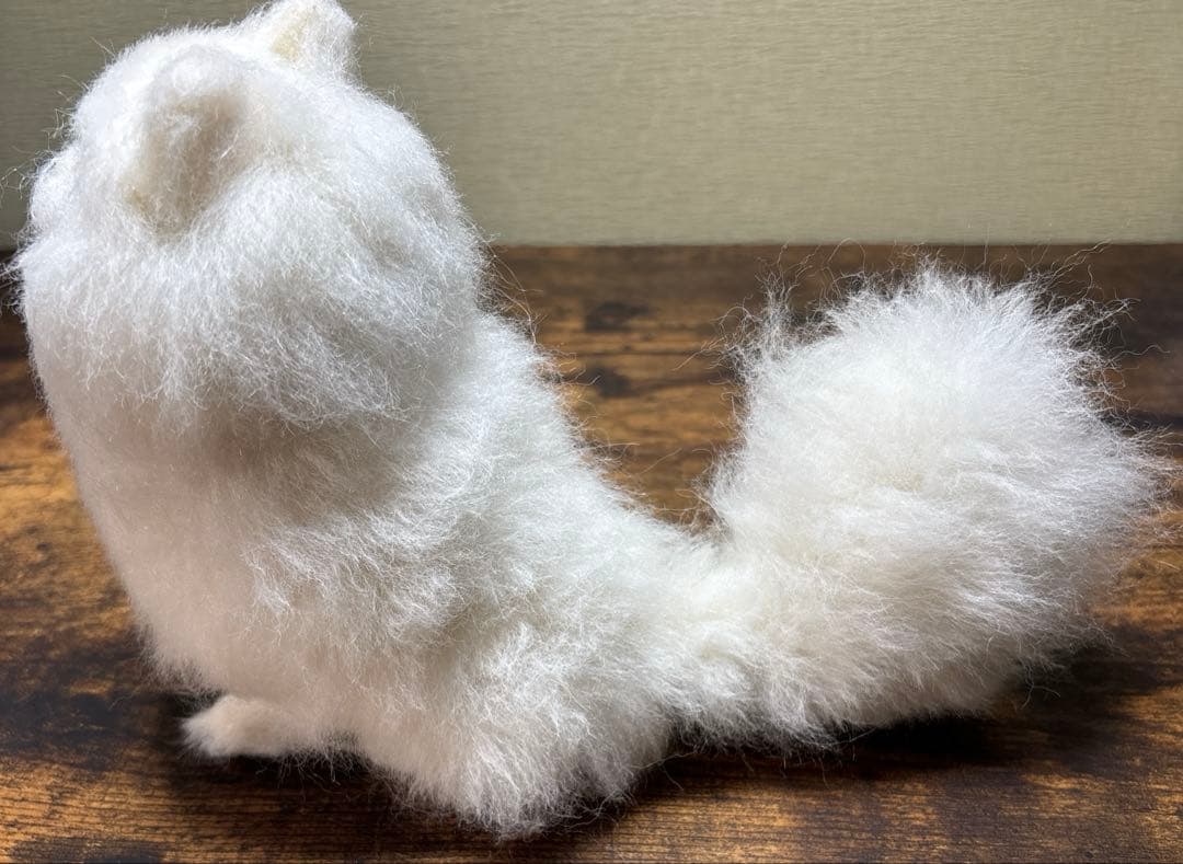 羊毛フェルト犬　ポメラニアン