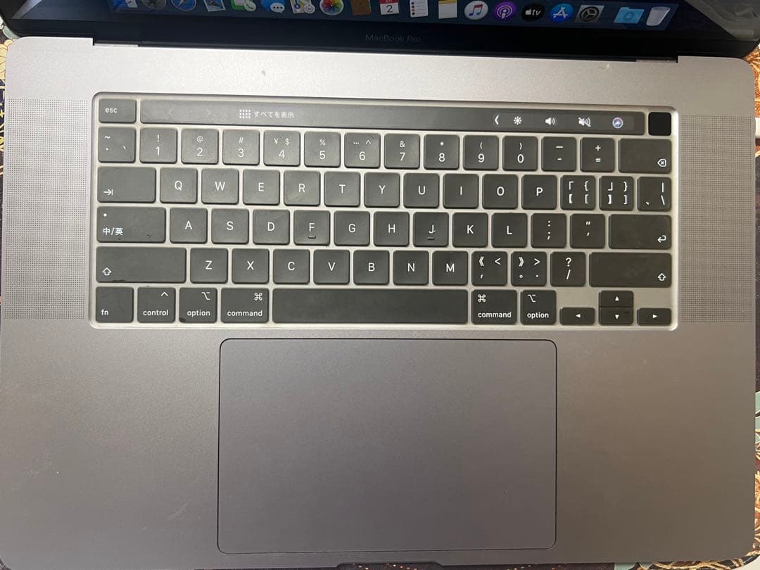 美品 MacBook Pro 16インチ (2019) 本体