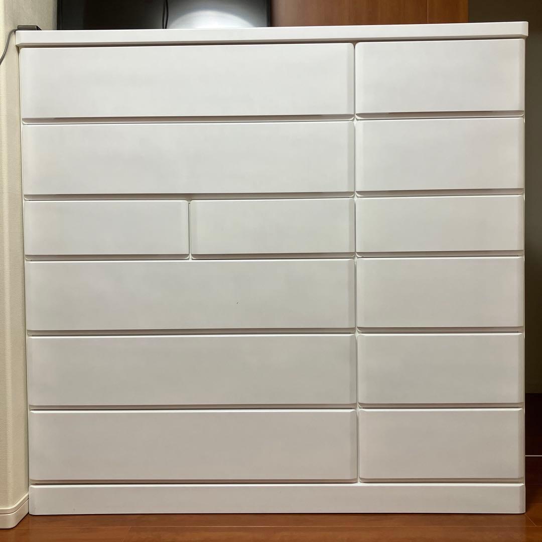 洋服タンス　大きめ　真っ白