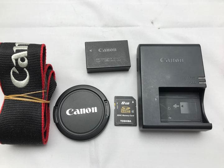Canon EOS 8000D Wレンズキット♪wifi搭載♪初心者おすすめ♪