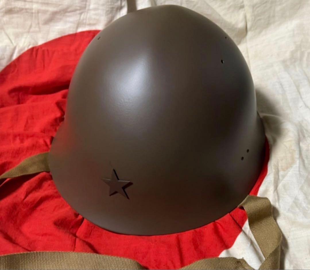 D）海軍九十式鉄帽覆と陸軍90式鉄兜のセット(複製品）★海軍のカバーと陸軍の鉄兜