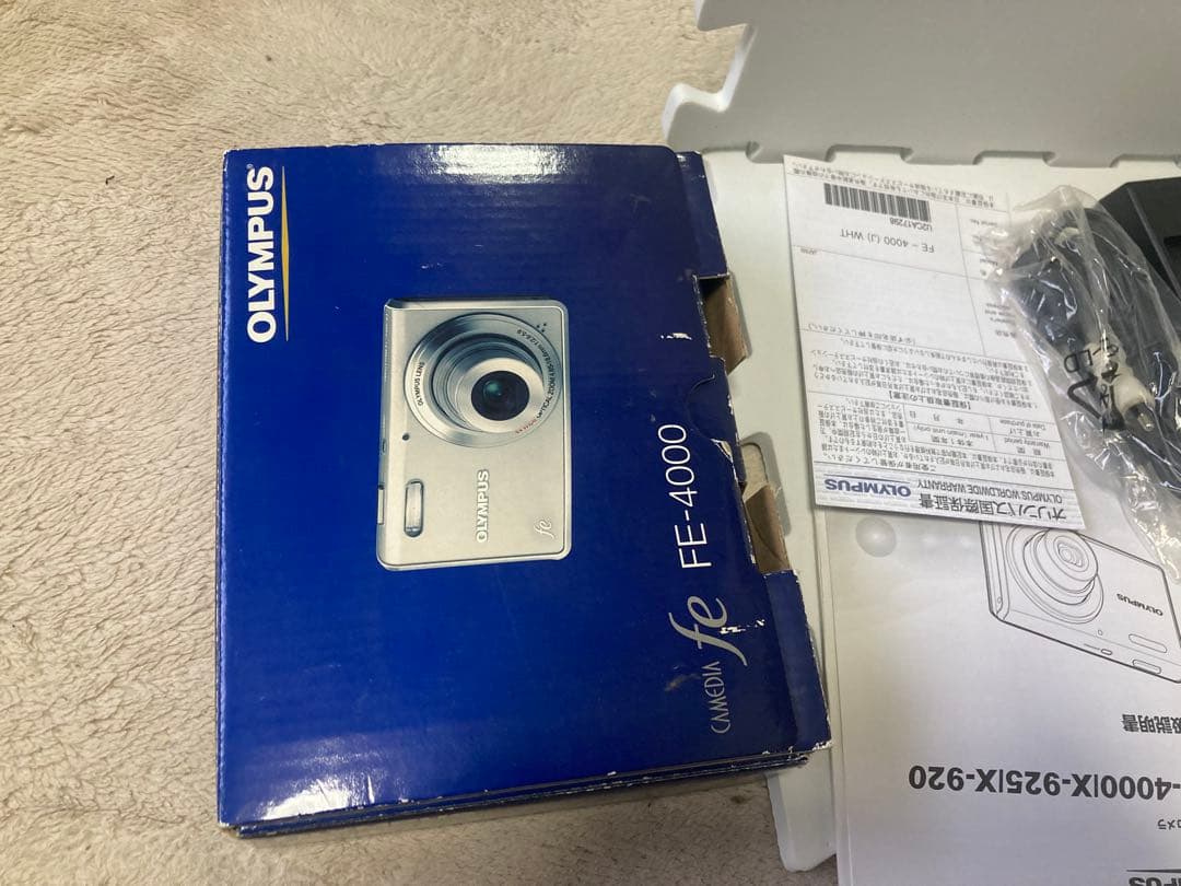 美品！OLYMPUS FE-40000 オリンパスデジカメ　完動品
