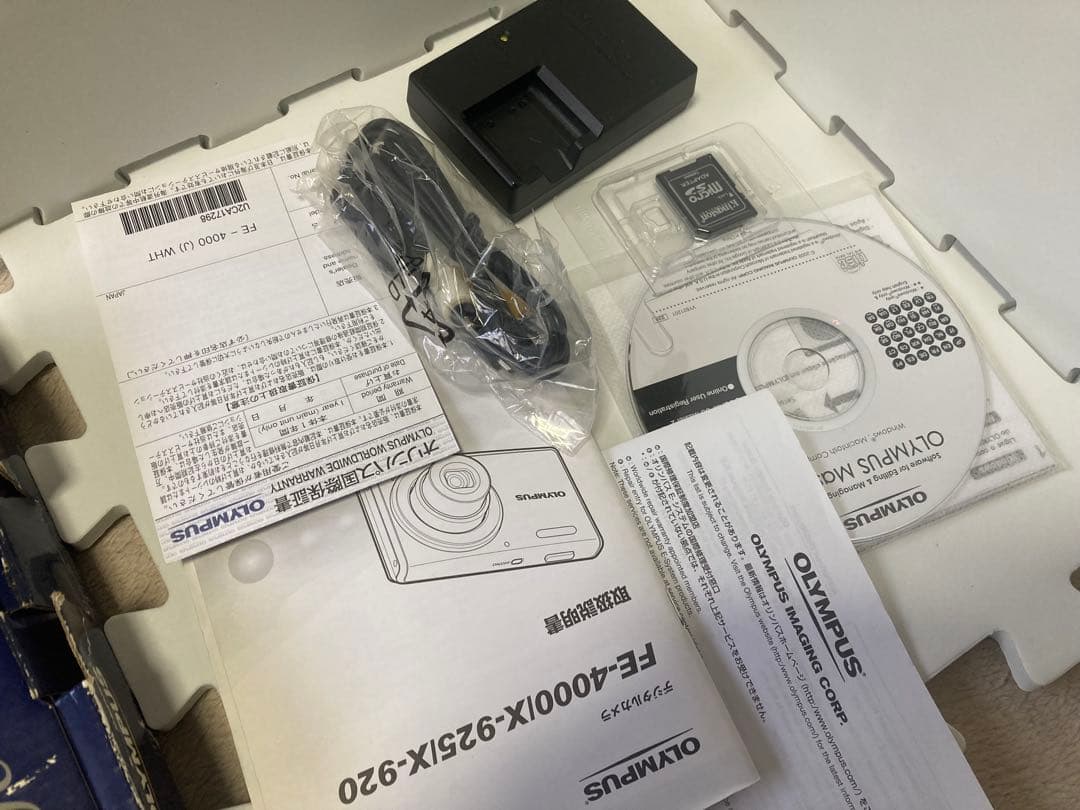 美品！OLYMPUS FE-40000 オリンパスデジカメ　完動品