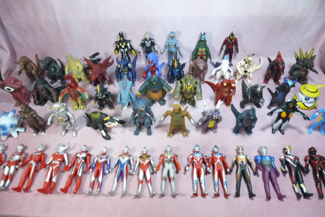 ウルトラヒーローシリーズ500　ウルトラ怪獣シリーズ500　ソフビ　56体