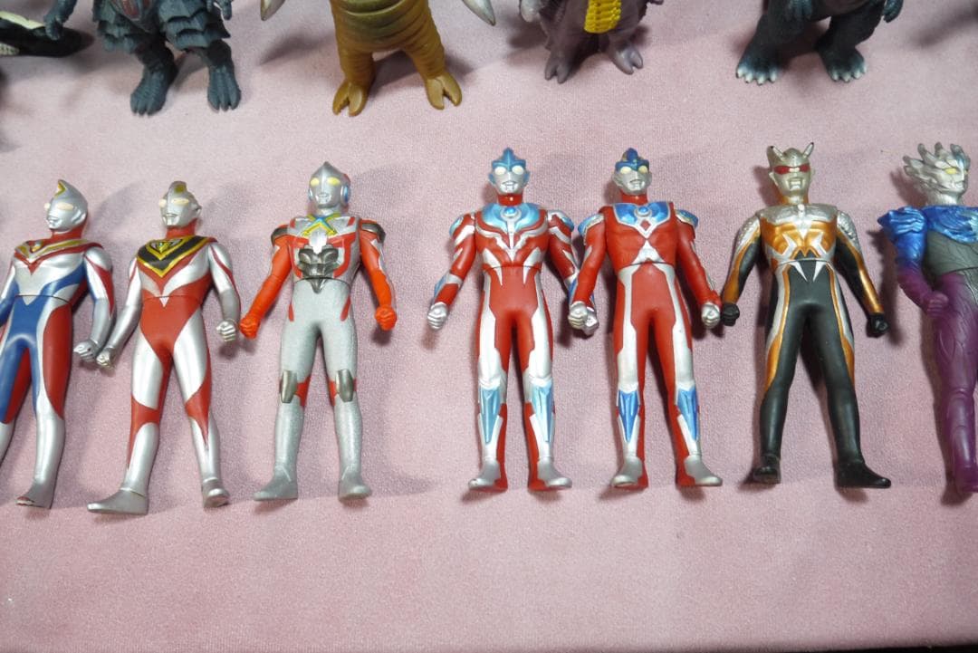 ウルトラヒーローシリーズ500　ウルトラ怪獣シリーズ500　ソフビ　56体