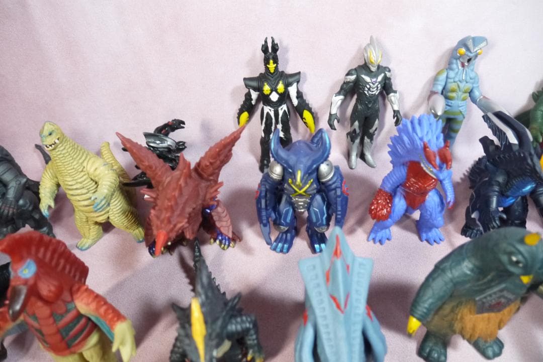 ウルトラヒーローシリーズ500　ウルトラ怪獣シリーズ500　ソフビ　56体