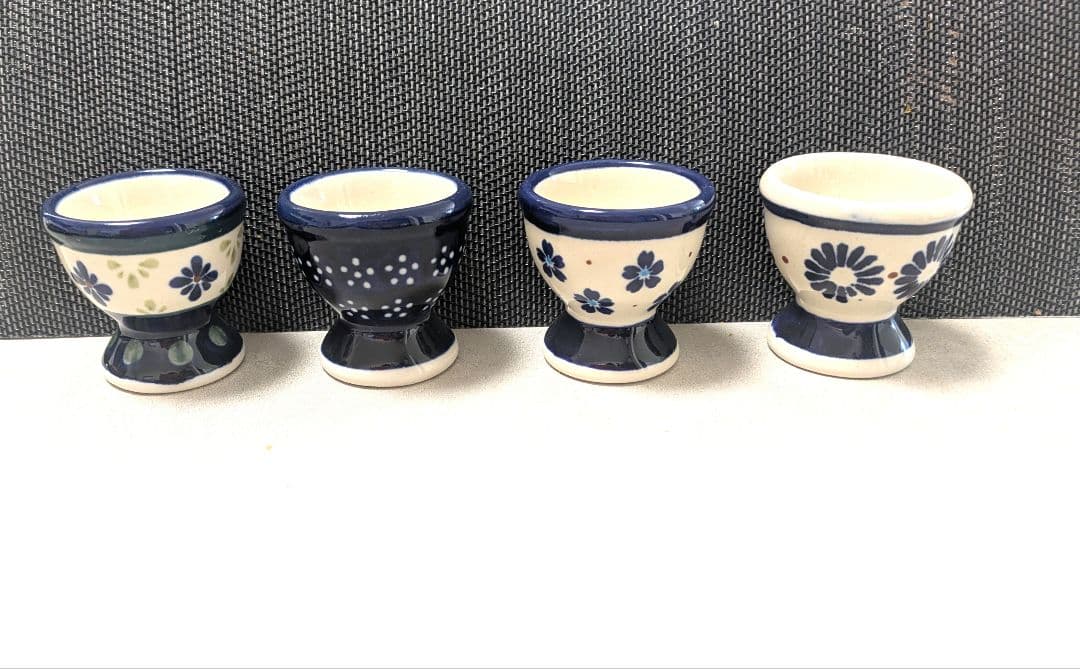 【未使用品】ポーランド食器　エッグスタンド4個セット