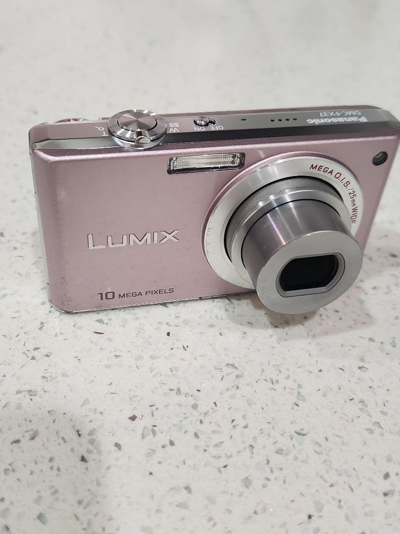 Panasonic　LUMIX DMC-FX37 デジタルカメラ ピンク