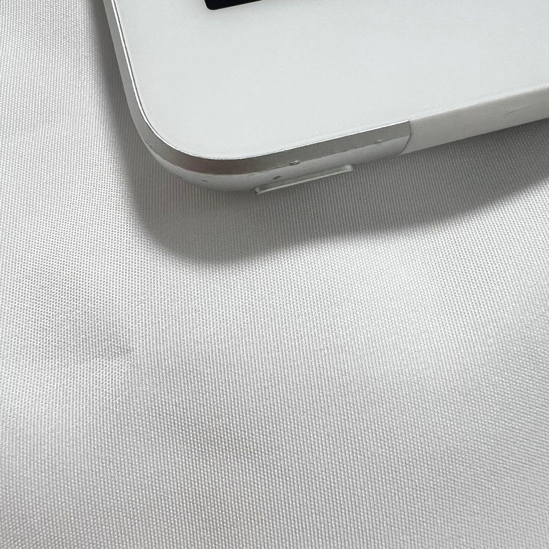 iPad 第6世代 Wi-Fi Cellular シルバー 本体 128GB