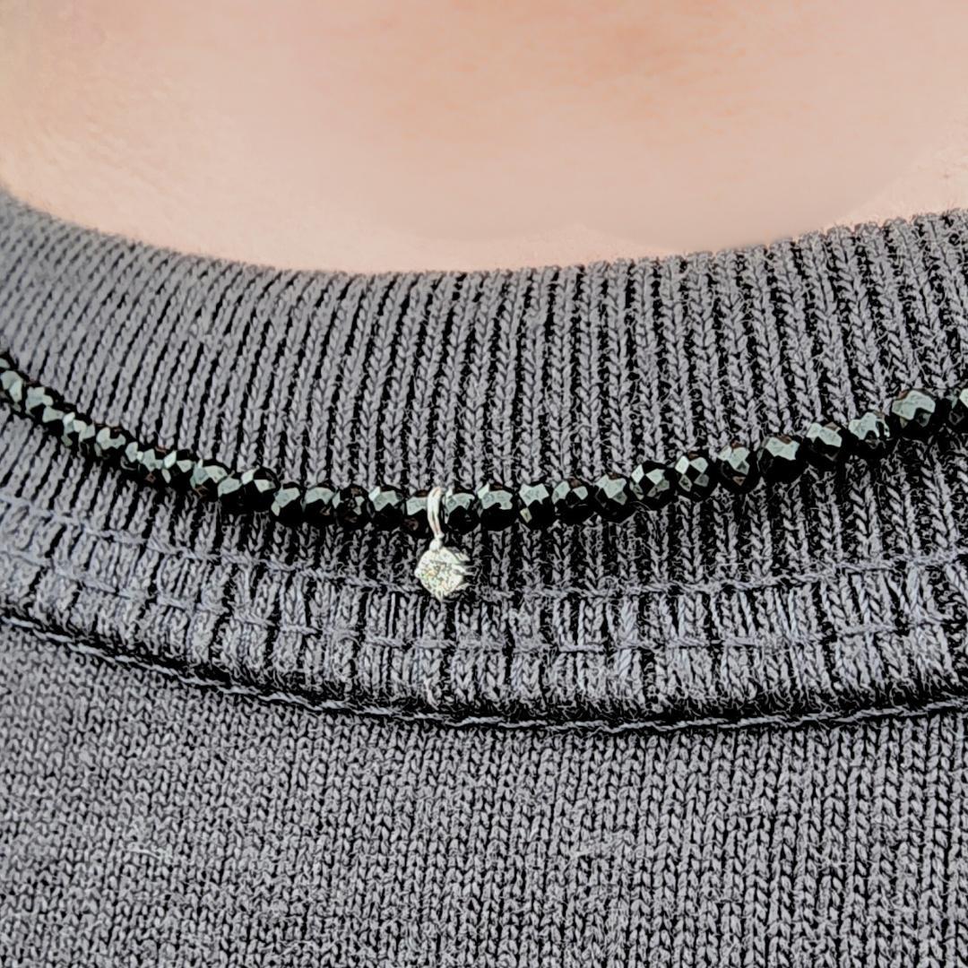 内なる力を解き放つ｜スピネル＆ダイヤのK18ホワイトゴールドネックレス ギフト