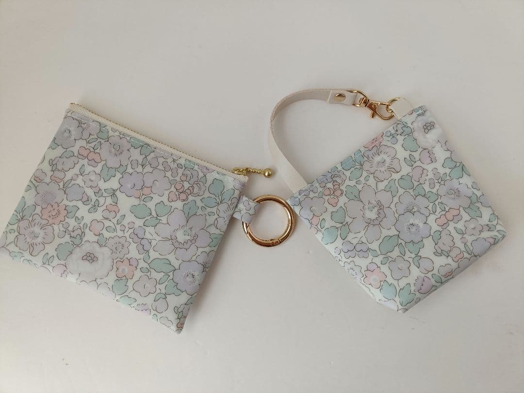 (mimi出品)ハンドメイド ラミネートポーチ