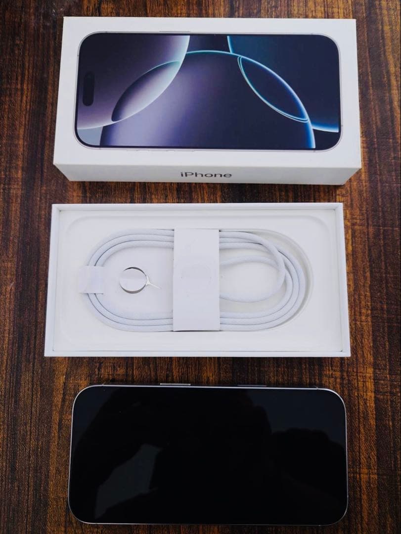Apple iPhone 16 Pro（SIMフリー）ホワイト 128GB