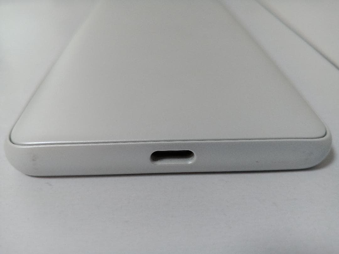 ☆ Ymobile! かんたんスマホ2+ A201KC ホワイト