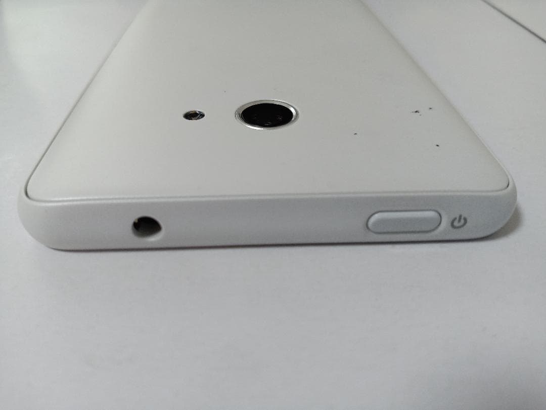 ☆ Ymobile! かんたんスマホ2+ A201KC ホワイト