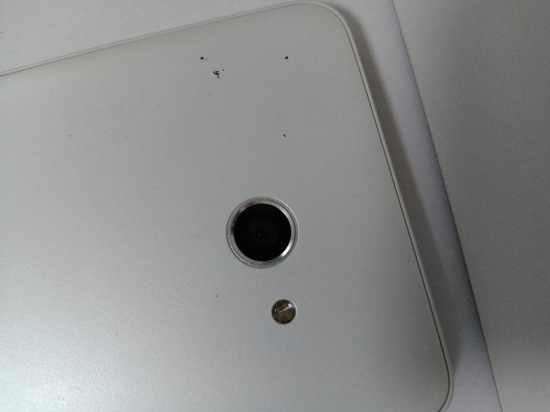 ☆ Ymobile! かんたんスマホ2+ A201KC ホワイト