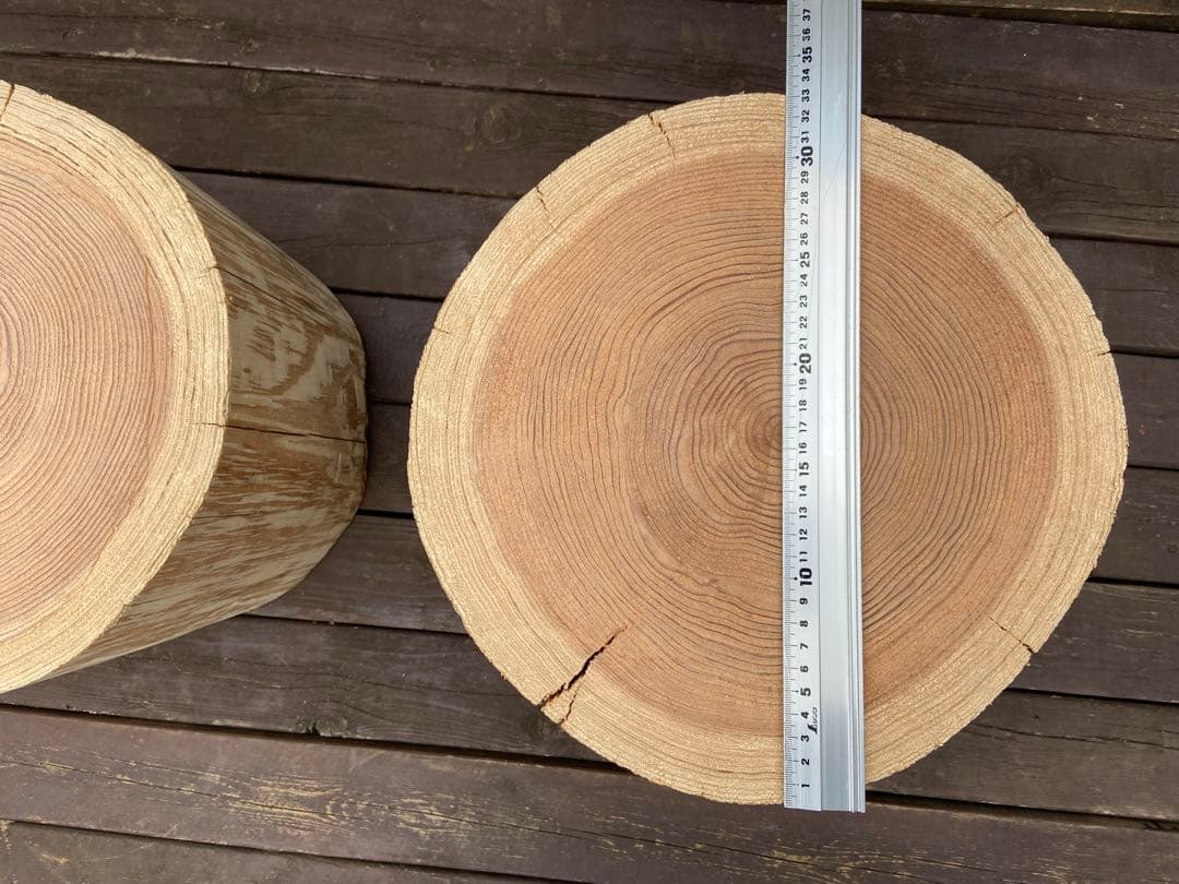 丸太スツール直径33cm2脚セット(椅子)→テーブル、花台飾りにもなります