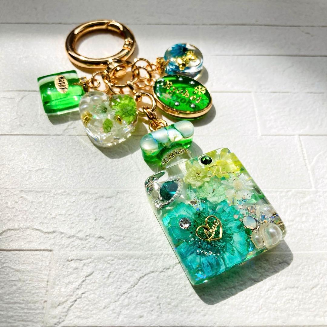 なおページ Man 阿部亮平 名入れチャーム レジン10点