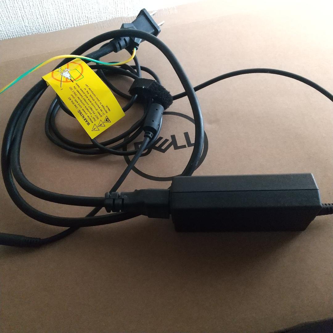 DELL Inspiron 15 AMD 5505 ノートPC　デル