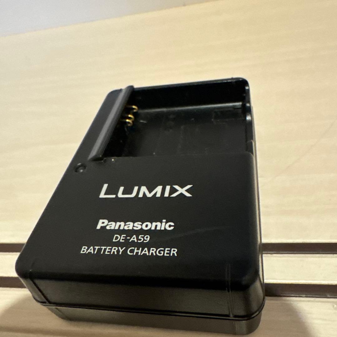 Panasonic DMC-FX700 コンパクトデジタルカメラ