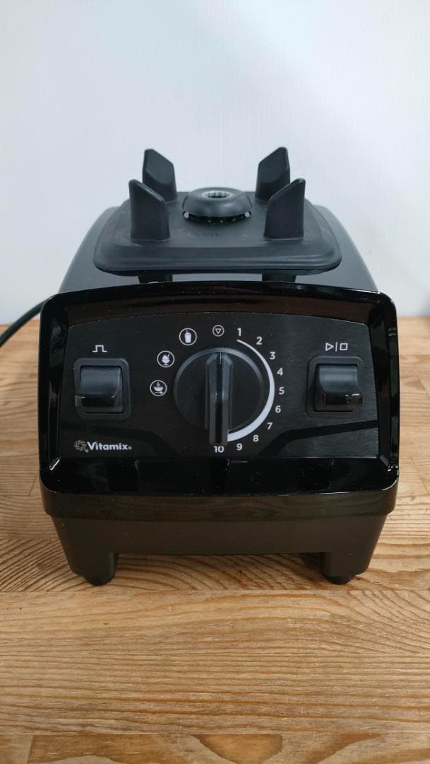 【未使用に近い】バイタミックスE520　保証書あり　1.4Lコンテナ　1662