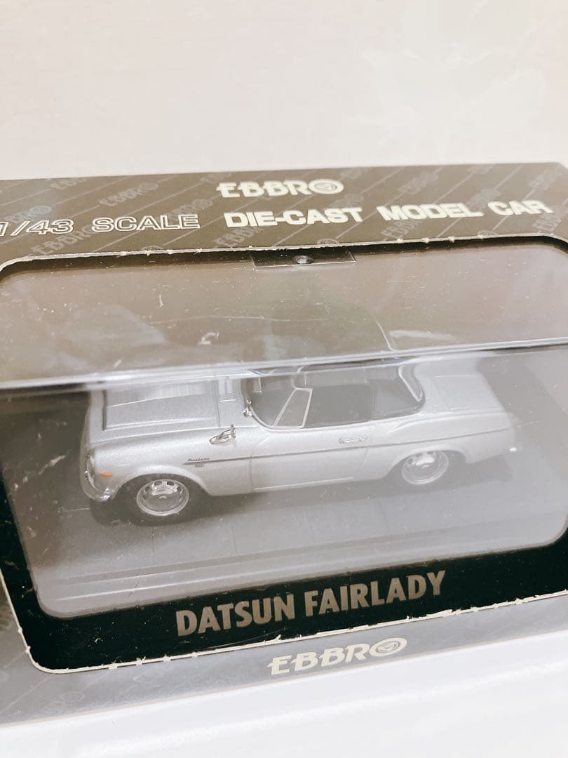 ☆レア☆ ミニカー 1/43　DATSUN　フェアレディ　2000　ＳＲ311
