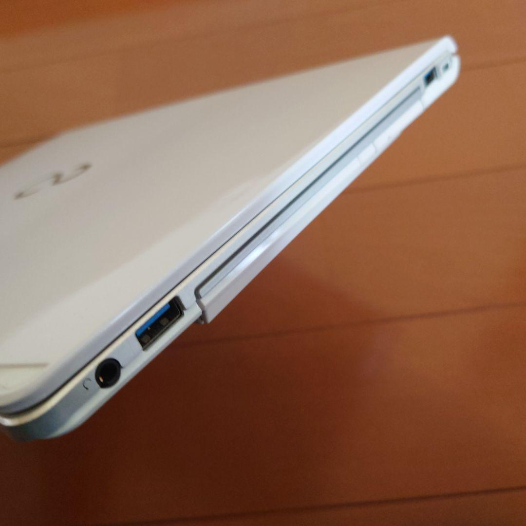 設定済✨️FMV　LIFEBOOK　SH75/T❤ホワイト❤Win11＆オフィス